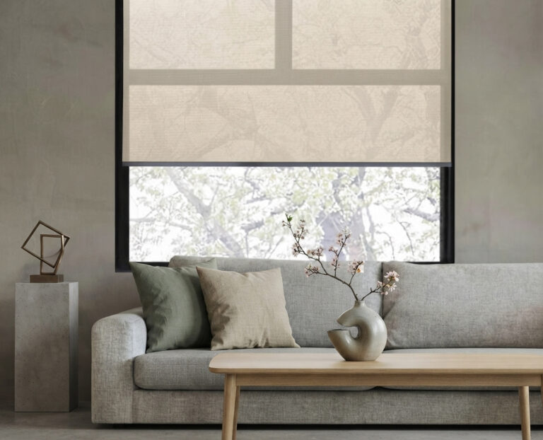 Sunscreen roller blind pearl linen nz